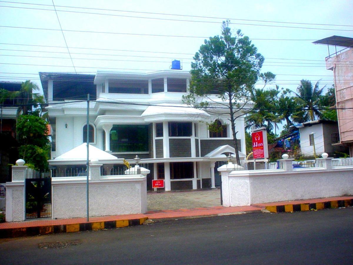 Hotel Jj Inn Kochi Екстериор снимка